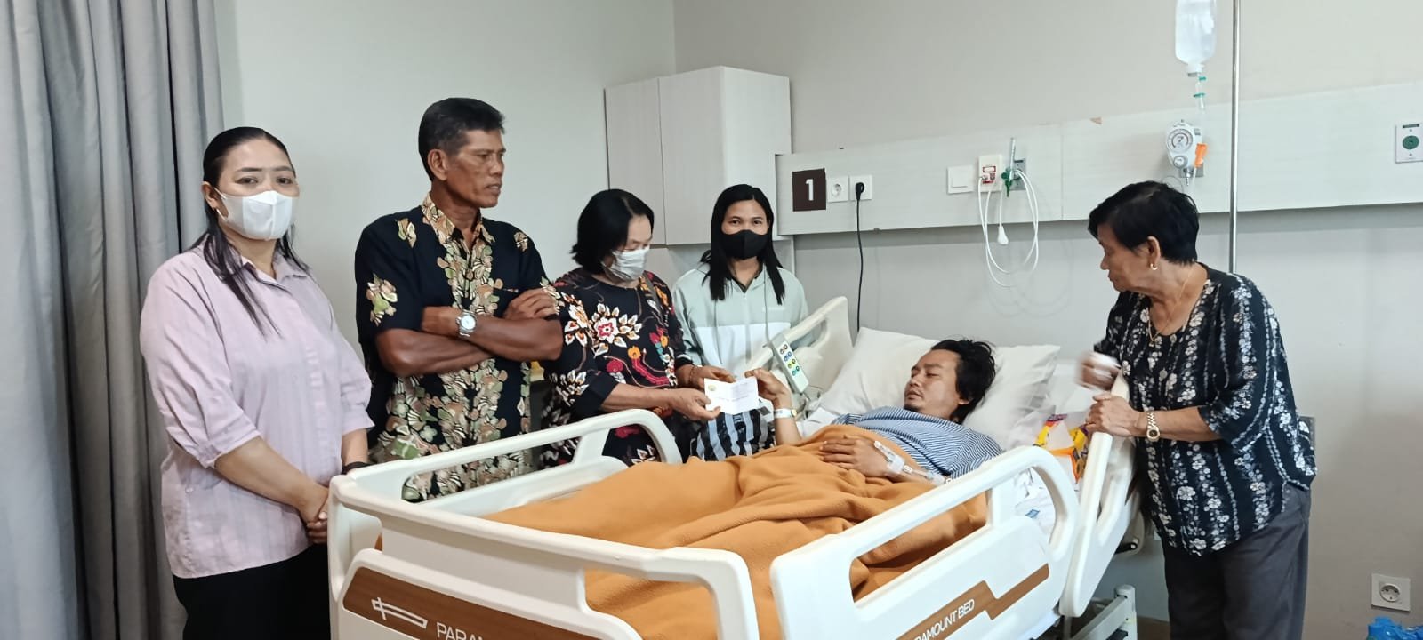 Kunjungan Doa: Wujud Kasih dan Kepedulian Gereja bagi Jemaat